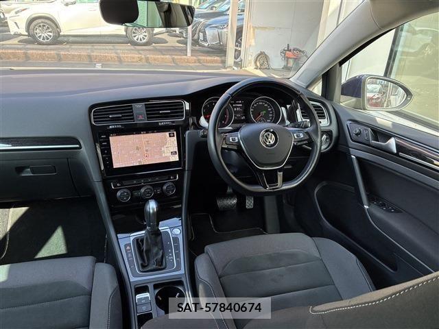 VolksWagen GOLF VARIANT 2018-06 8797932-10