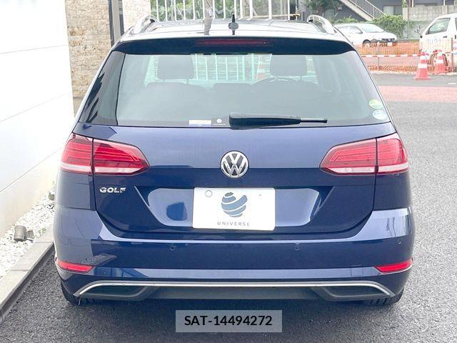 VolksWagen GOLF VARIANT 2020-04 8797930-15