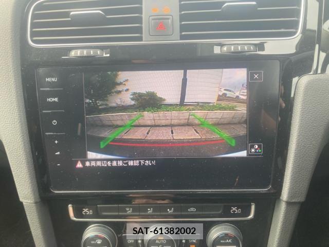 VolksWagen GOLF VARIANT 2019-02 8832503-17