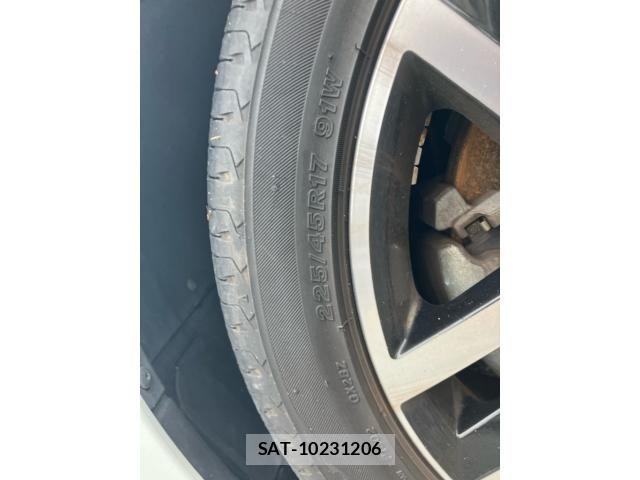 VolksWagen GOLF VARIANT 2014-03 8832509-10