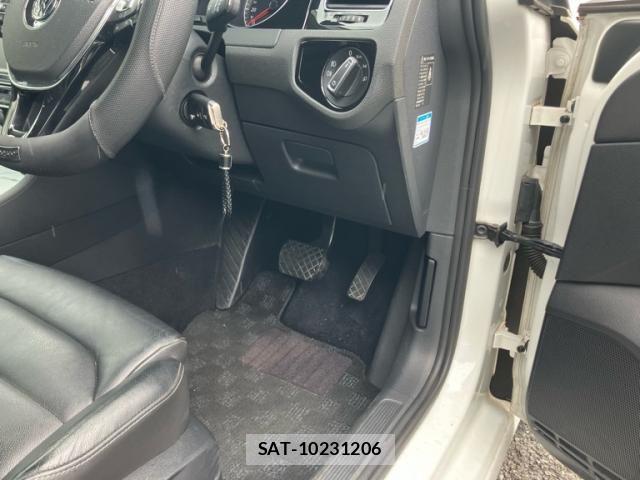 VolksWagen GOLF VARIANT 2014-03 8832509-19