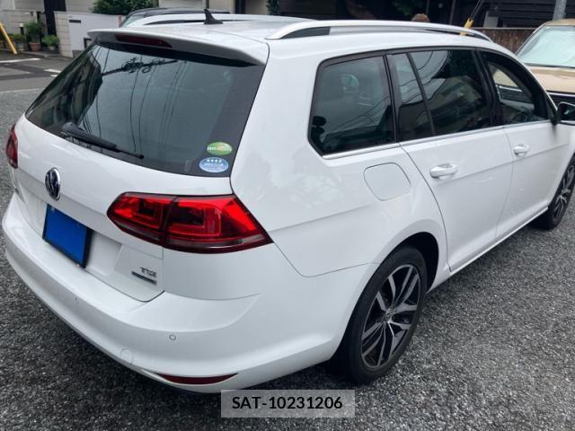 VolksWagen GOLF VARIANT 2014-03 8832509-4