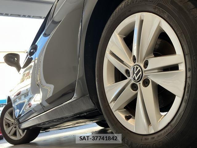VolksWagen GOLF VARIANT 2023-05 8832502-11