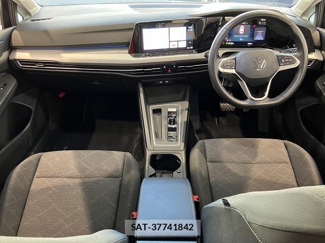 VolksWagen GOLF VARIANT 2023-05 8832502-1