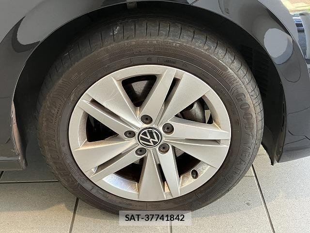 VolksWagen GOLF VARIANT 2023-05 8832502-19
