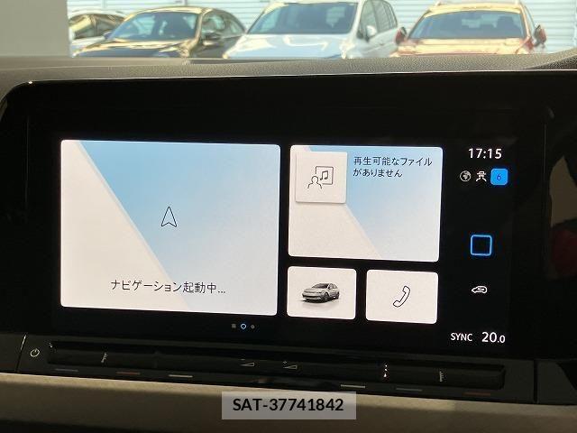 VolksWagen GOLF VARIANT 2023-05 8832502-6