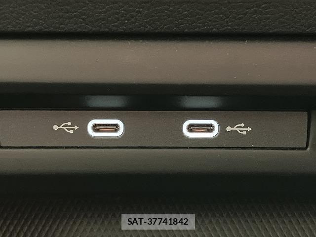VolksWagen GOLF VARIANT 2023-05 8832502-7