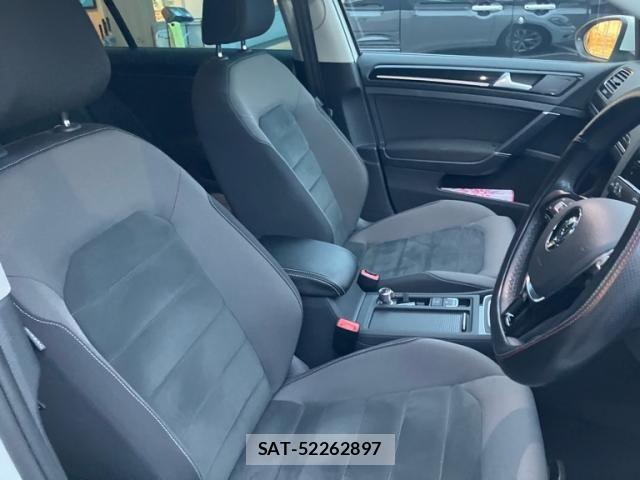 VolksWagen GOLF VARIANT 2018-08 8832504-13