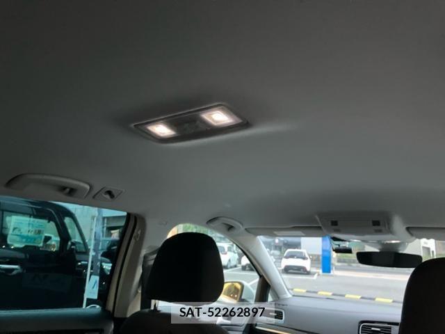 VolksWagen GOLF VARIANT 2018-08 8832504-14