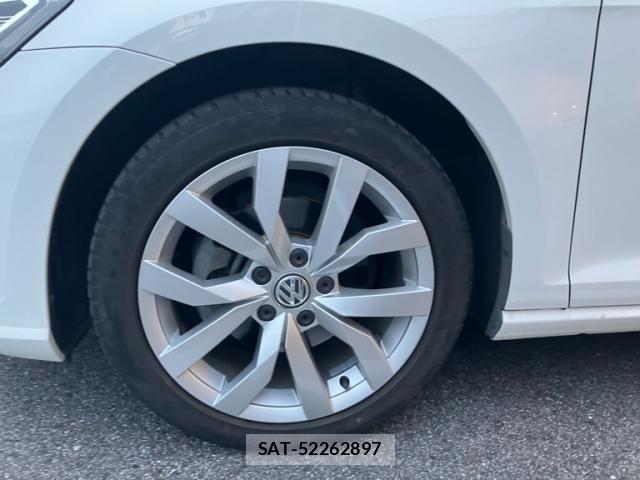 VolksWagen GOLF VARIANT 2018-08 8832504-8