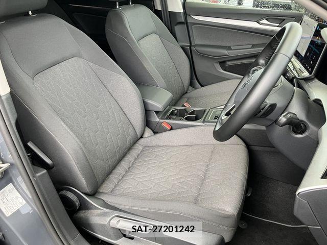 VolksWagen GOLF VARIANT 2025-07 8851084-10