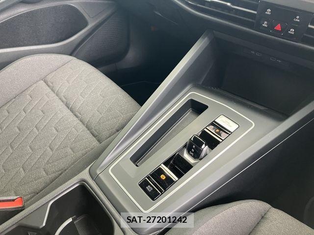 VolksWagen GOLF VARIANT 2025-07 8851084-11