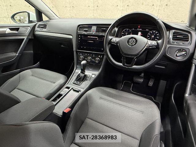 VolksWagen GOLF VARIANT 2020-03 8851086-13