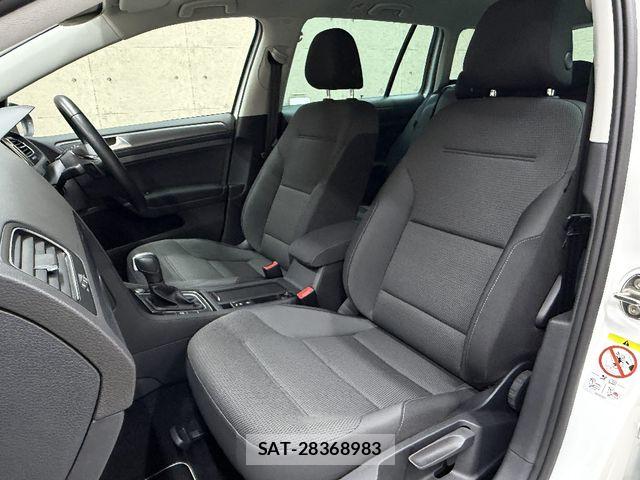 VolksWagen GOLF VARIANT 2020-03 8851086-4