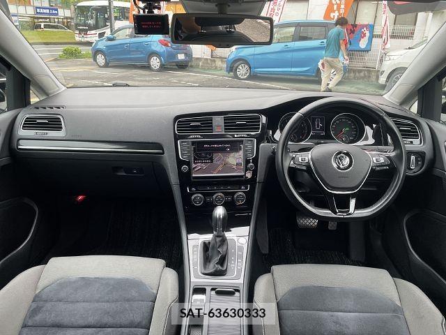 VolksWagen GOLF VARIANT 2015-08 8851085-1