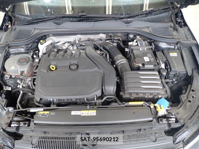 VolksWagen GOLF VARIANT 2023-11 8872399-26