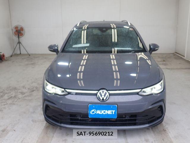 VolksWagen GOLF VARIANT 2023-11 8872399-4