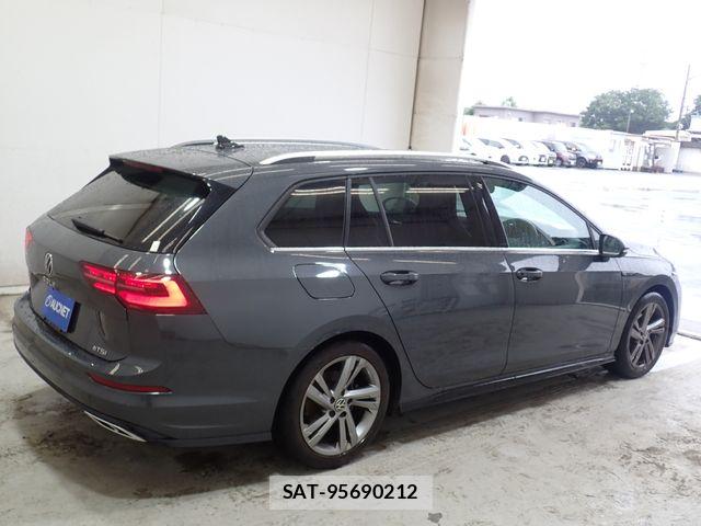 VolksWagen GOLF VARIANT 2023-11 8872399-7