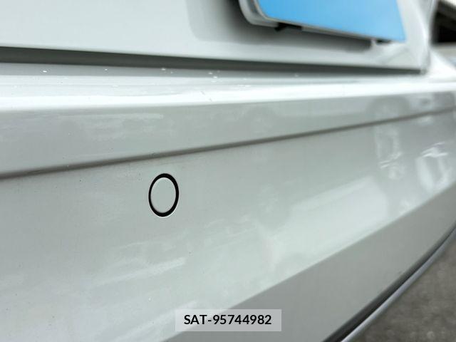VolksWagen GOLF VARIANT 2024-06 8882977-19