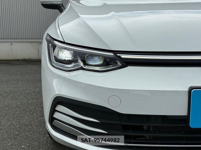 VolksWagen GOLF VARIANT 2024-06 8882977-3