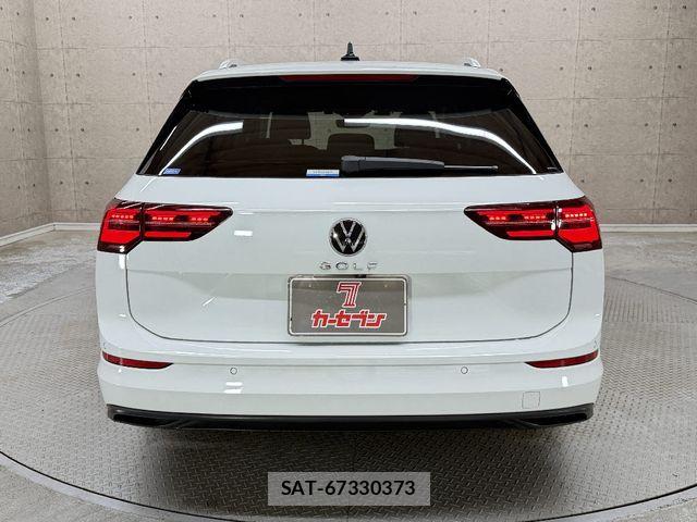VolksWagen GOLF VARIANT 2023-09 8882976-11
