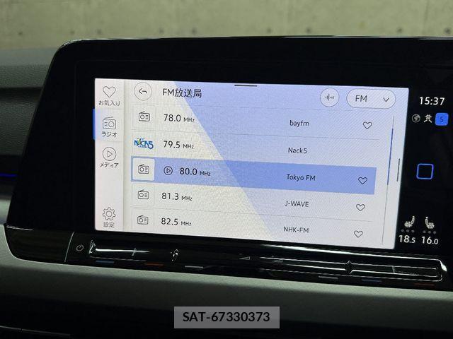 VolksWagen GOLF VARIANT 2023-09 8882976-27