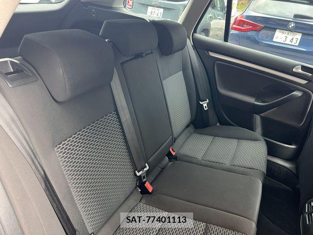 VolksWagen GOLF VARIANT 2011-09 8882980-19