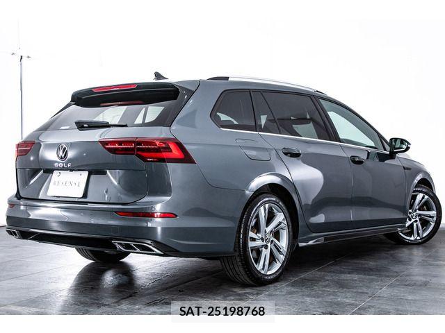 VolksWagen GOLF VARIANT 2023-12 8882978-10