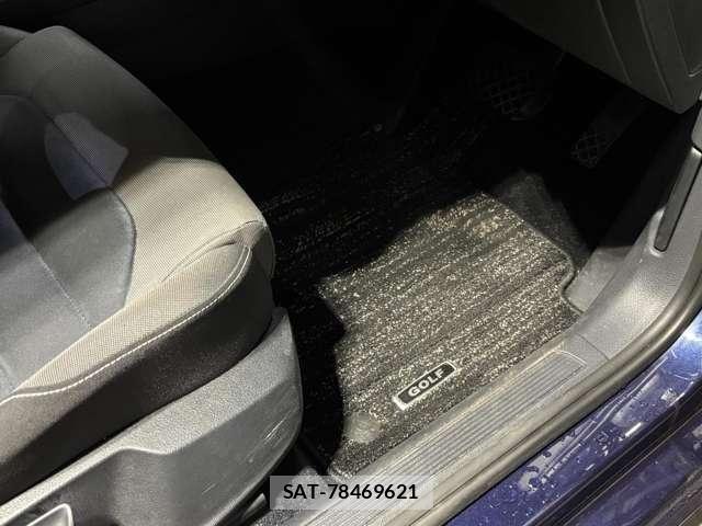 VolksWagen GOLF VARIANT 2015-02 8882979-14