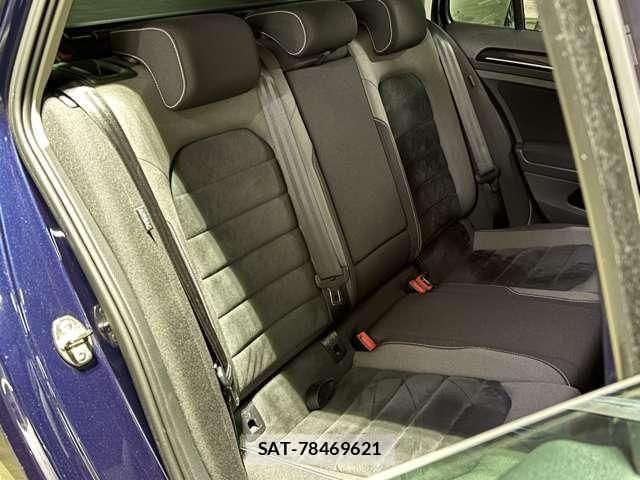 VolksWagen GOLF VARIANT 2015-02 8882979-15