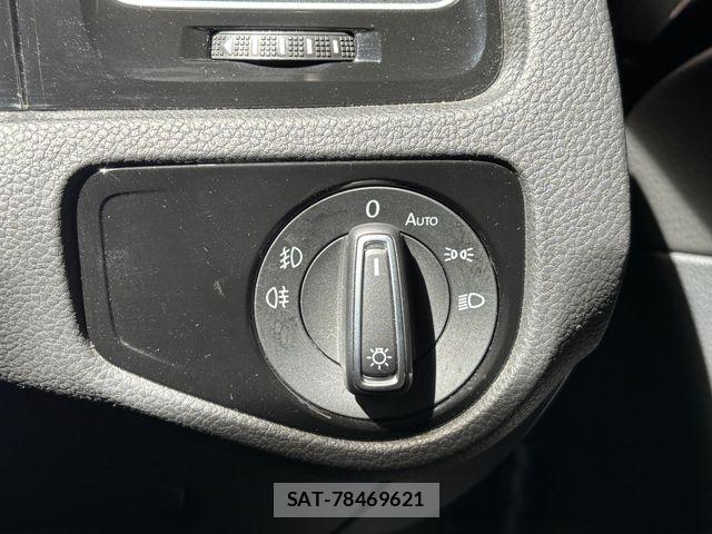VolksWagen GOLF VARIANT 2015-02 8882979-19