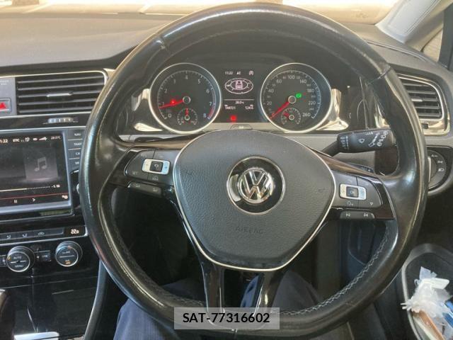 VolksWagen GOLF VARIANT 2015-03 8884617-14