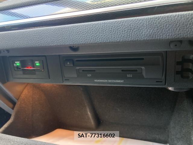VolksWagen GOLF VARIANT 2015-03 8884617-22