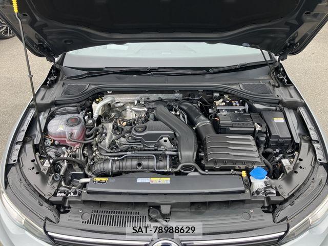 VolksWagen GOLF VARIANT 2025-01 8884616-14