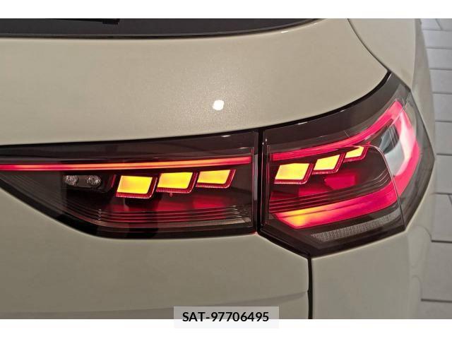 VolksWagen GOLF VARIANT 2026-05 8884615-14