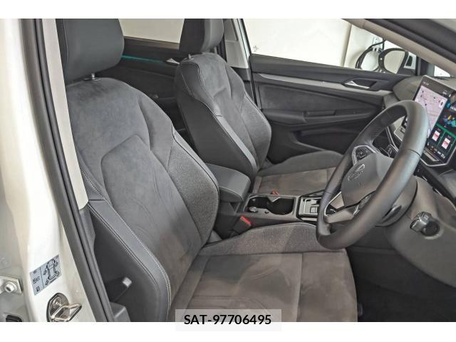 VolksWagen GOLF VARIANT 2026-05 8884615-25