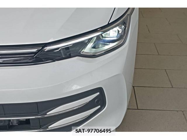 VolksWagen GOLF VARIANT 2026-05 8884615-7