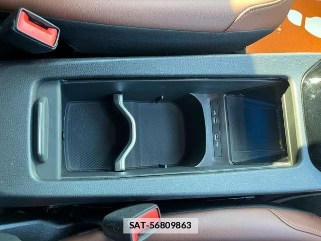 VolksWagen ID.4 2023-12 2011152-10