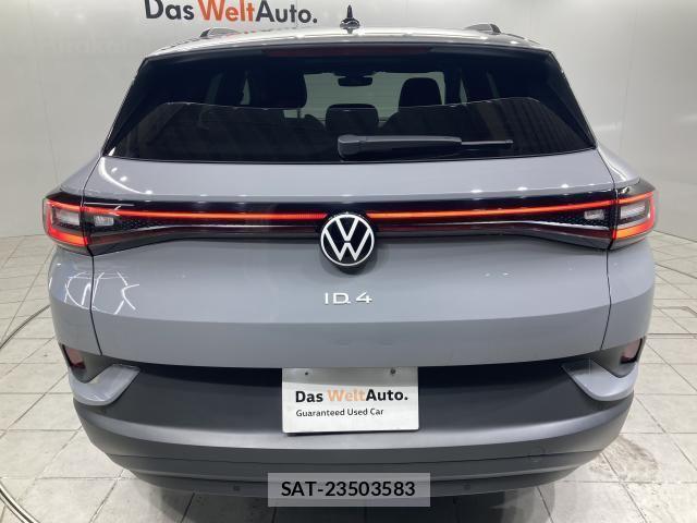 VolksWagen ID.4 2023-09 3911261-14