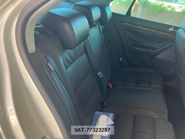 VolksWagen JETTA 2007-12 8039186-24