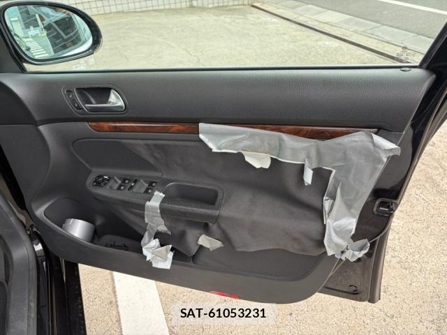 VolksWagen JETTA 2007-09 8372385-13