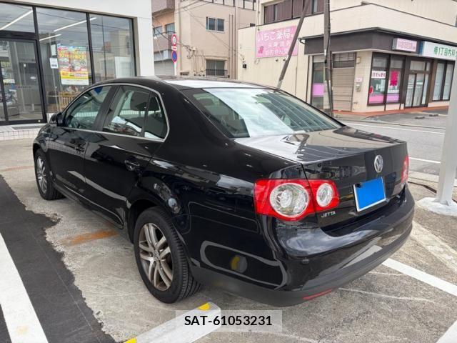 VolksWagen JETTA 2007-09 8372385-2
