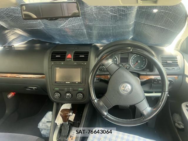 VolksWagen JETTA 2006-12 8686927-14