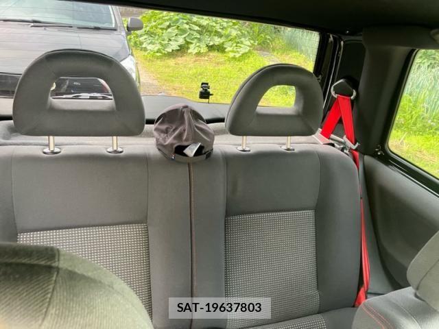 VolksWagen Lupo 2005-09 7880494-12