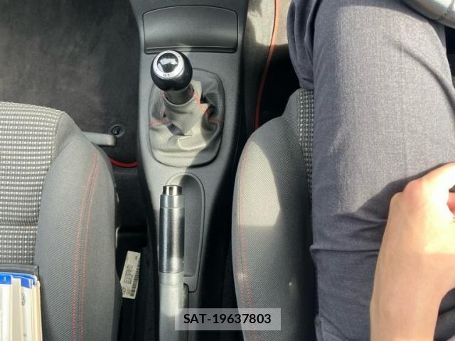 VolksWagen Lupo 2005-09 7880494-17