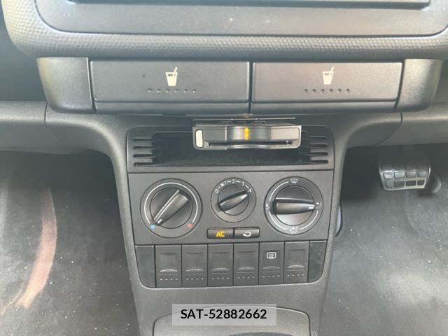 VolksWagen Lupo 2005-07 8882981-19