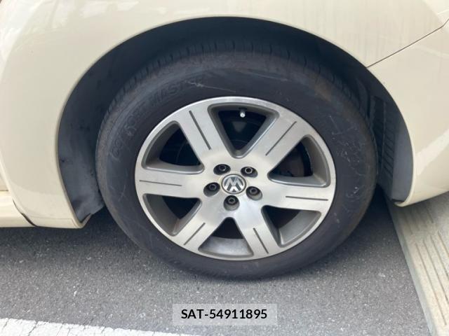 VolksWagen NEW BEETLE 2006-01 7458833-5