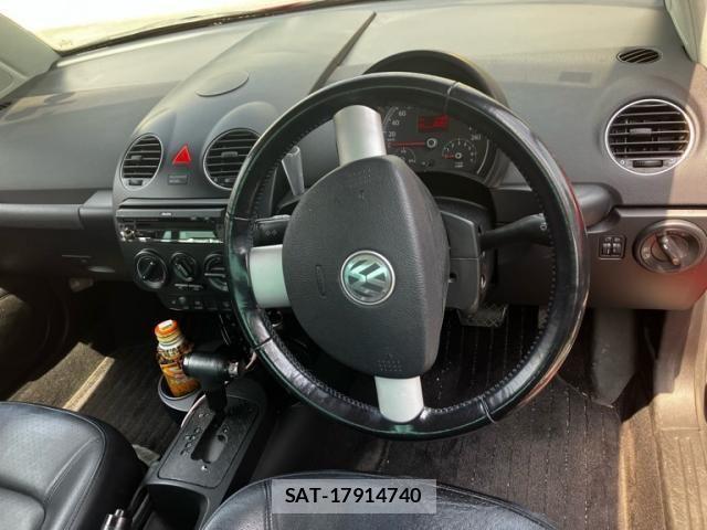 VolksWagen NEW BEETLE 2009-12 7458830-12
