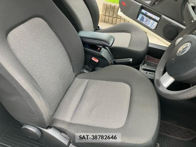 VolksWagen NEW BEETLE 2007-06 7510452-12