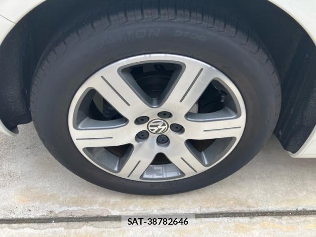 VolksWagen NEW BEETLE 2007-06 7510452-6